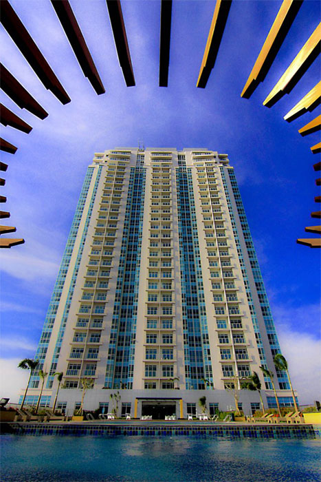 Trillium Facade